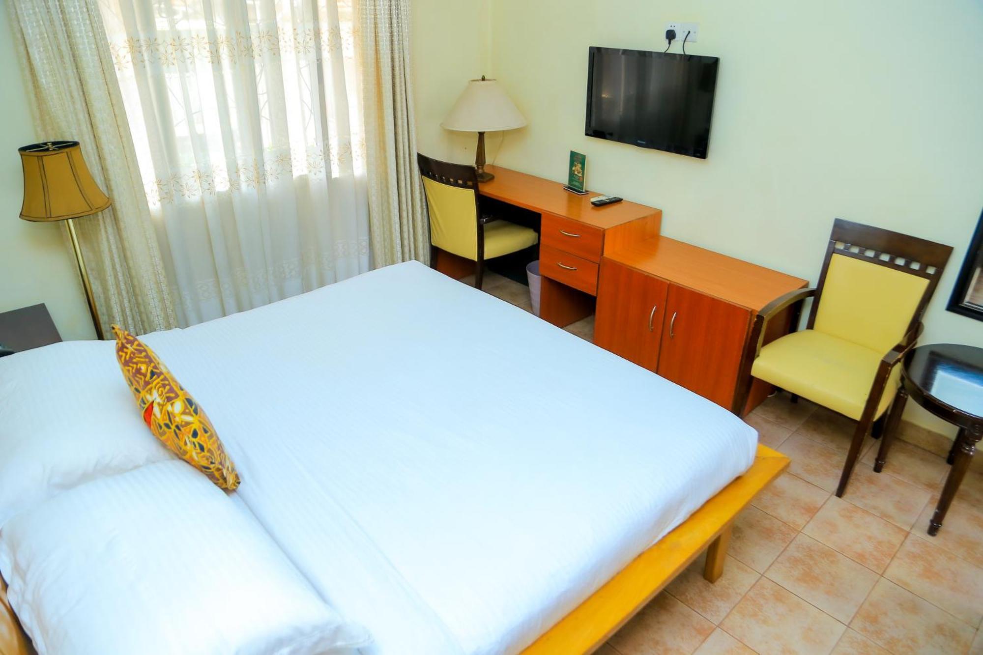 Shangri-La Hotel Muyenga Bugolobi Eksteriør bilde